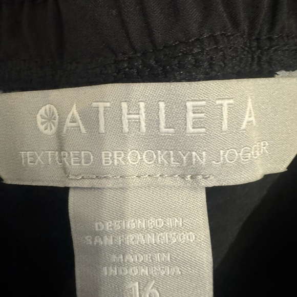 Athleta Textured BrookLyn Jogger Size 16, Color:Black Lightweight and Soft. - Picture 8 of 15